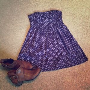 Strapless Sweetheart Neckline Dress